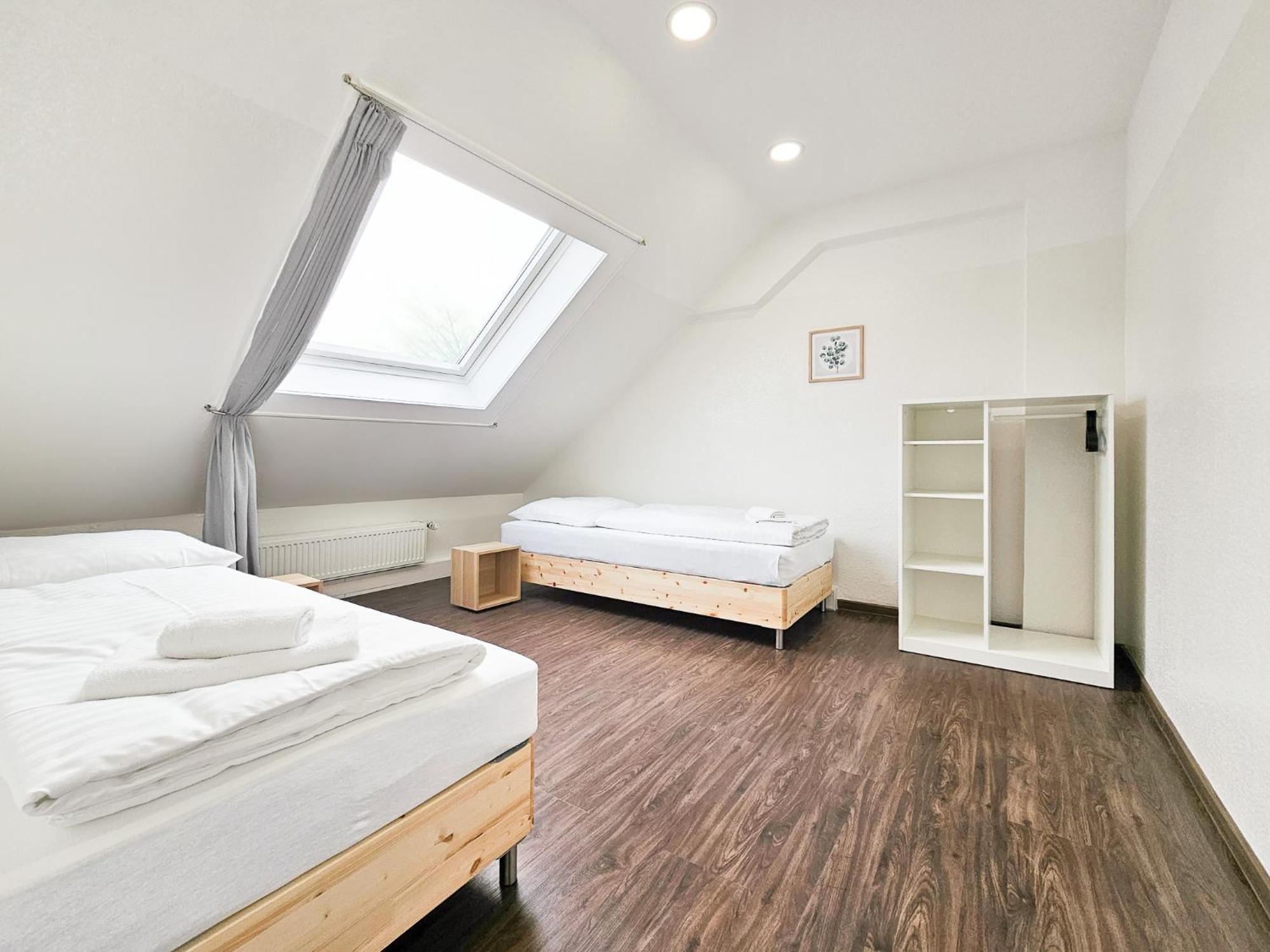 Raj Living - City Center Apartments With 5 Rooms - 10 Min Messe Dus Düsseldorf Exteriör bild
