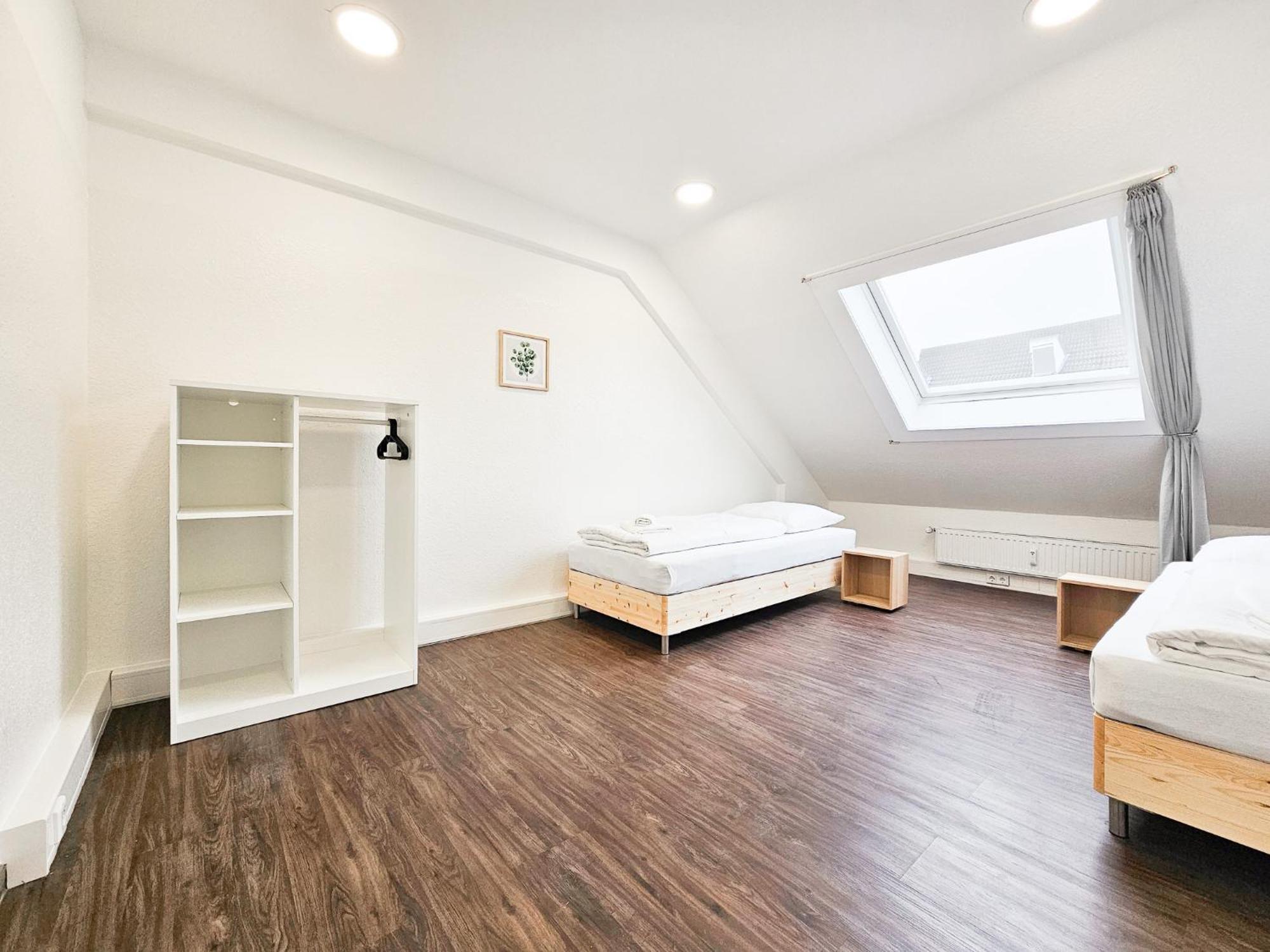 Raj Living - City Center Apartments With 5 Rooms - 10 Min Messe Dus Düsseldorf Exteriör bild