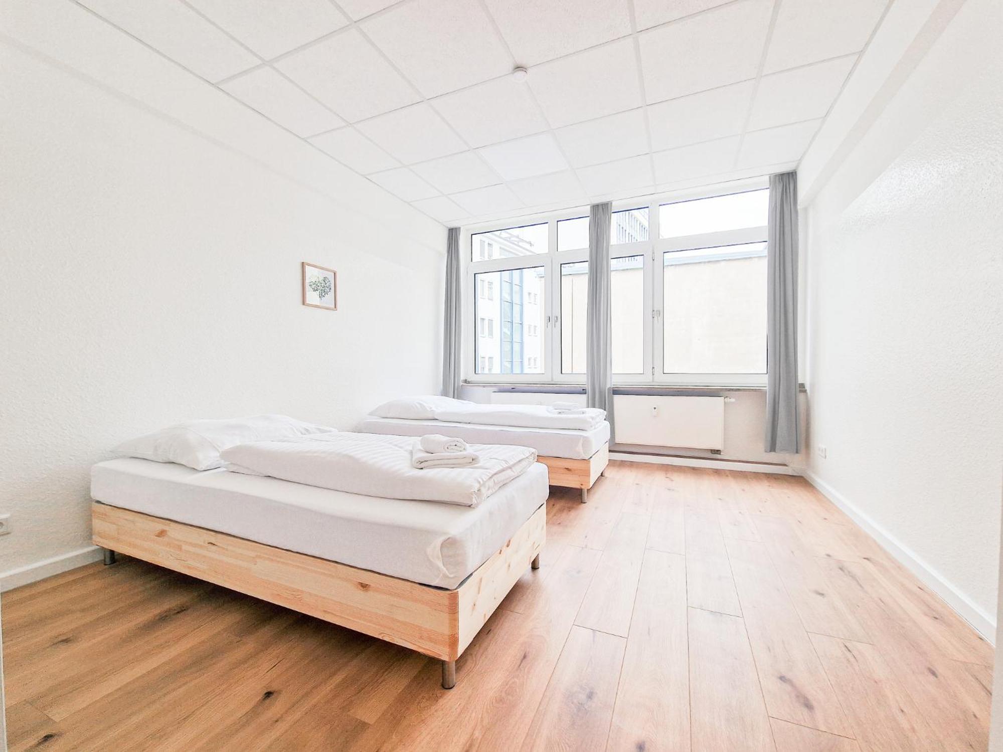 Raj Living - City Center Apartments With 5 Rooms - 10 Min Messe Dus Düsseldorf Exteriör bild